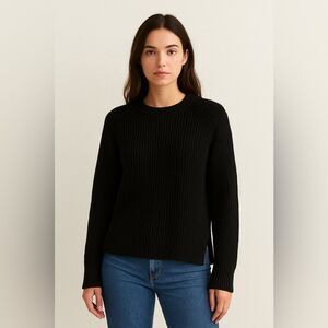 Zara Women’s Black Ribbed Pullover Crew Neck Sweater with Split Hem Size Medium